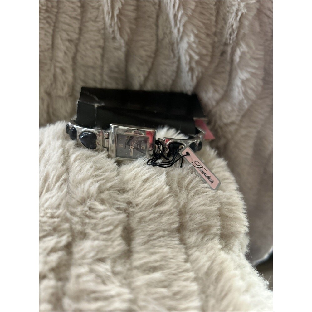 Fondini Women Fashion Black Heart Dial Silver Tone Quartz 20mm Wa